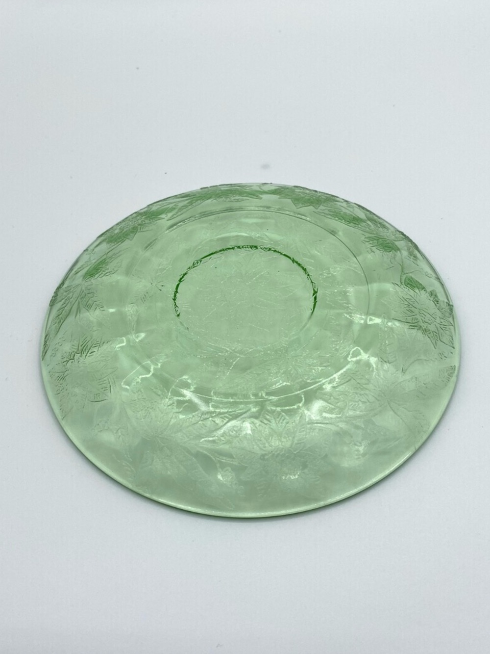 Vintage Jeannette Co. Uranium Green Depression Glass Teacup and Saucer Set 2 - Picture 8 of 12
